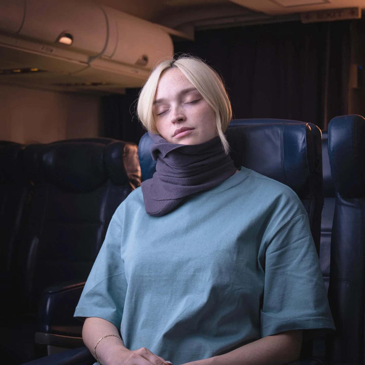 Wrap-Style Travel Neck Pillow – Compact Upright Support