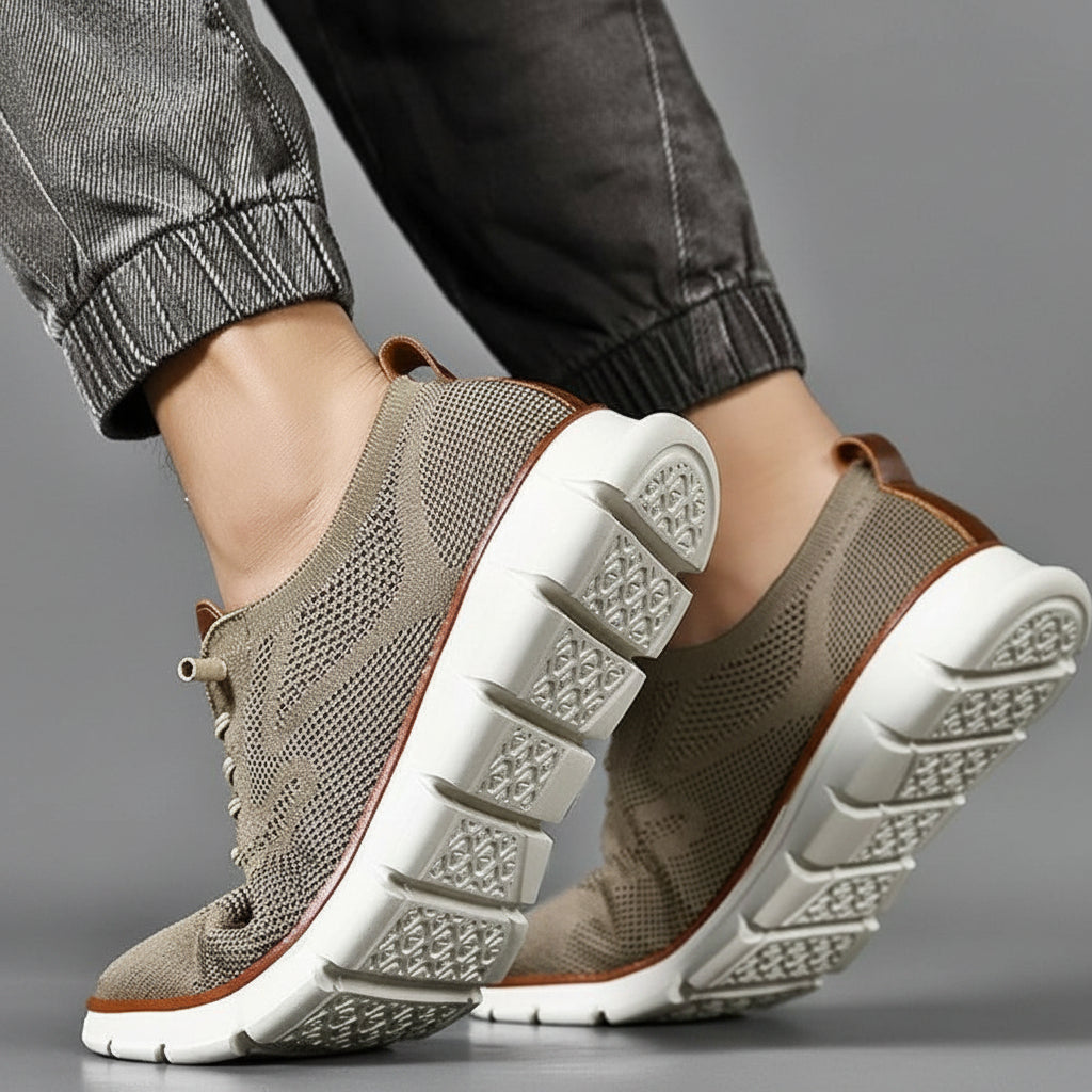Men's Slip-On Casual Shoes – Comfortable Wide-Toe Urban Sneakers